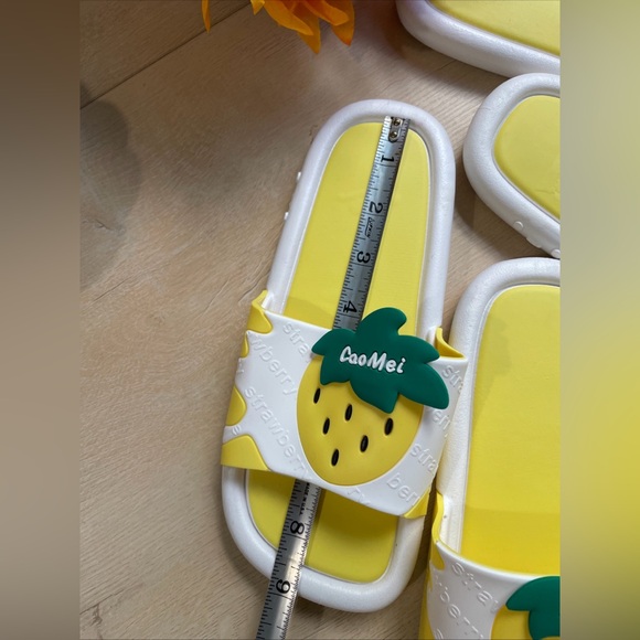 NWT NWT Summer Pineapple Flip Flops Non-Slip Big Kids Size 3.5US( (8.5’inch) - Picture 16 of 17